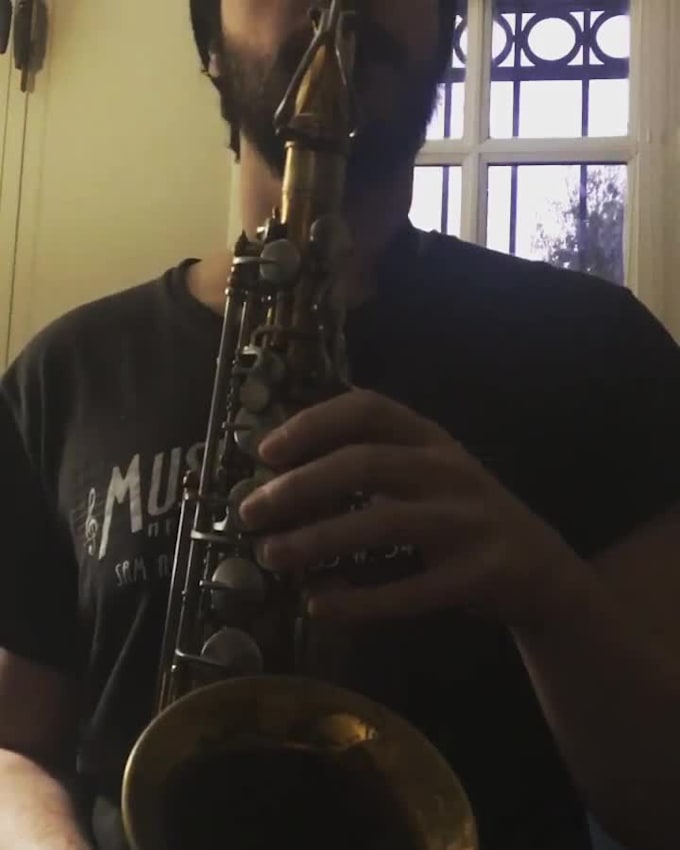 be your pro sax teacher with personalized lessons online
