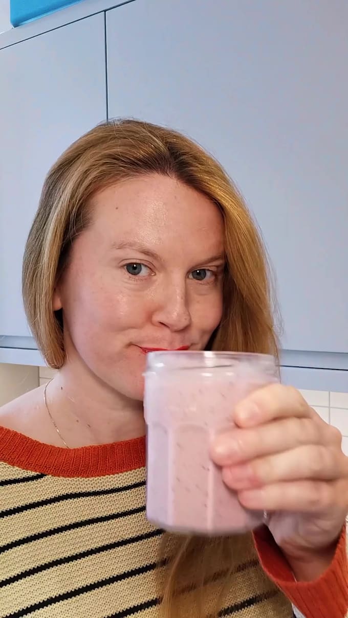 create authentic human female ugc videos for tiktok, instagram, meta ads