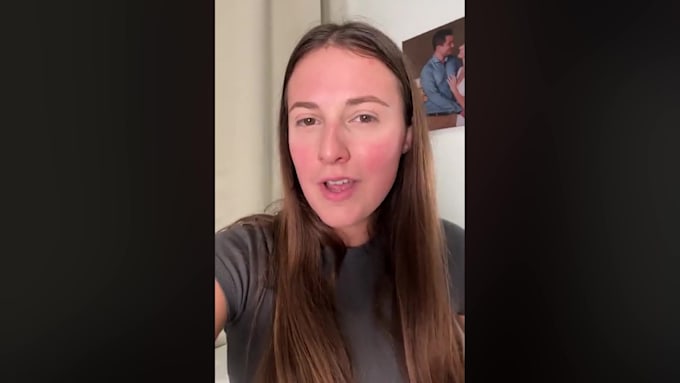record a female ugc selfie video