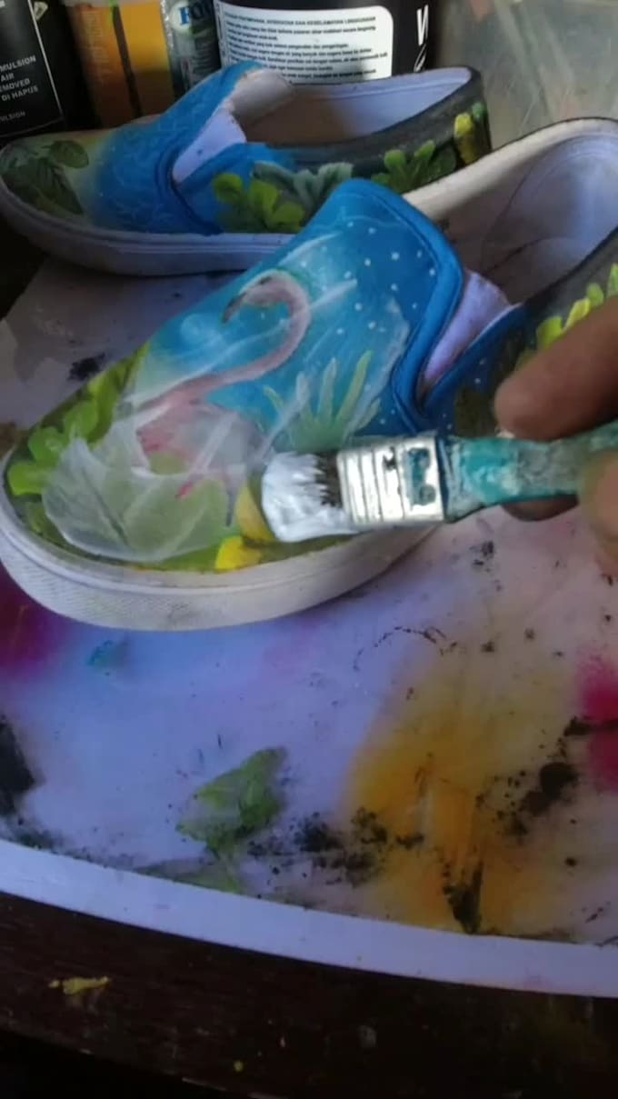 paint graffiti character art on canvas or any media and send to you