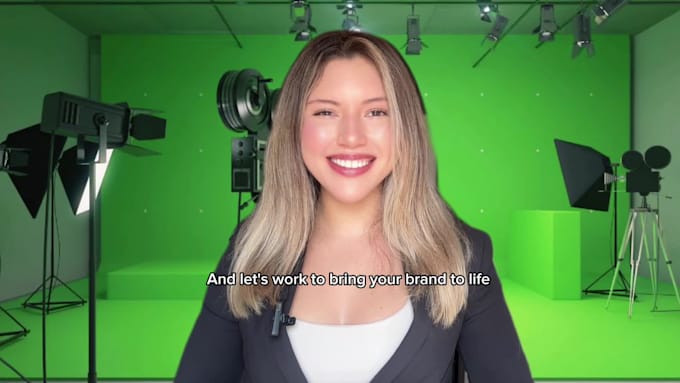 be your professional spanish spokenperson on green screen