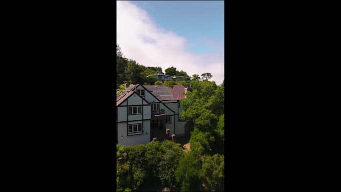 create a real estate edits with engaging speed ramping style