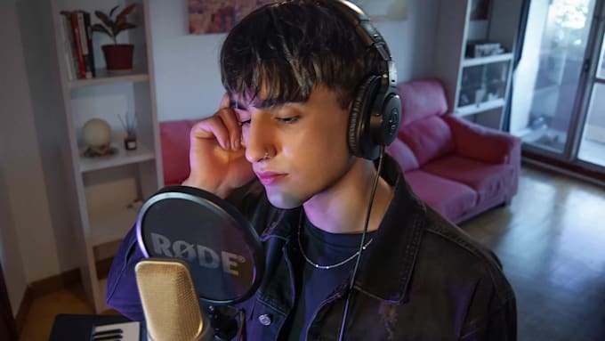 be your professional male vocalist