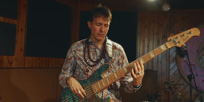 be your pro bass player and record bass track for your song