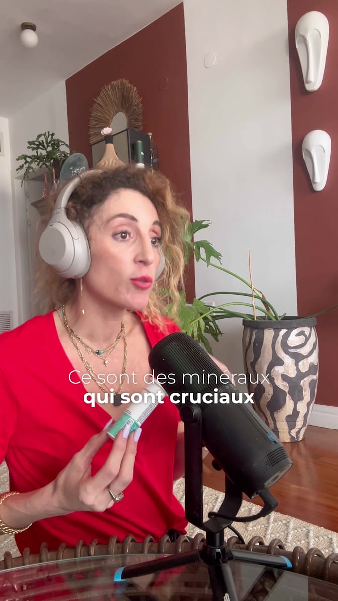 create a podcast ugc video im french or hebrew