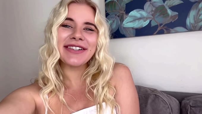 create a perfect selfie style video