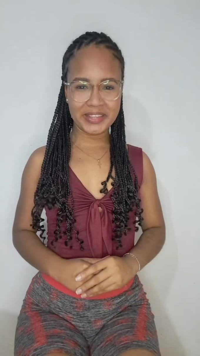 create a natural selfie mode video