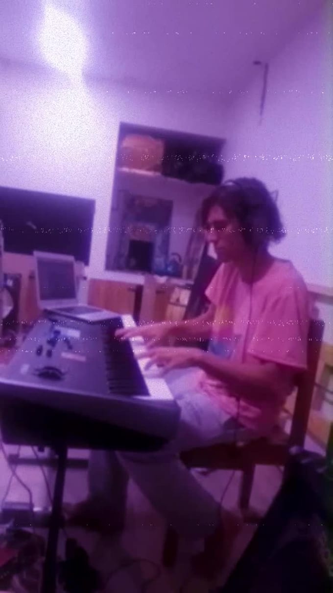record professional keyboards for your music