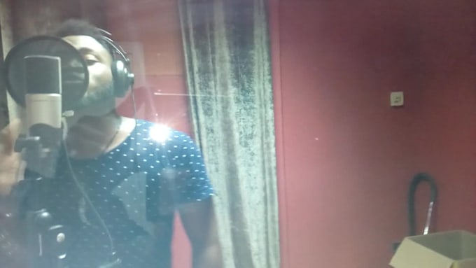 provide vocals for sample pack