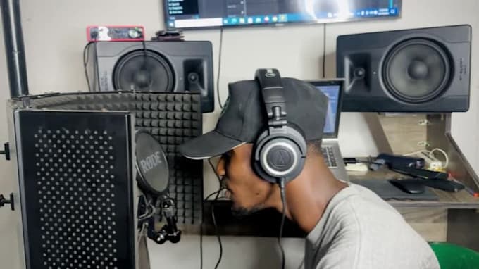 be your afrobeat singer with an amazing vocal