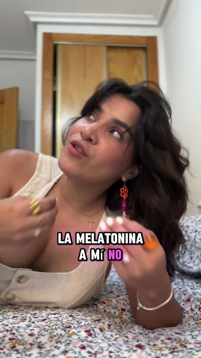write  a custom ugc script for a video in spanish
