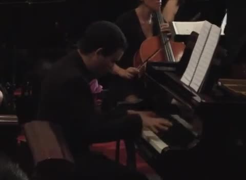 give online piano lessons