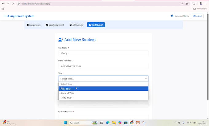 develop a responsive mobile app with react native or flutter