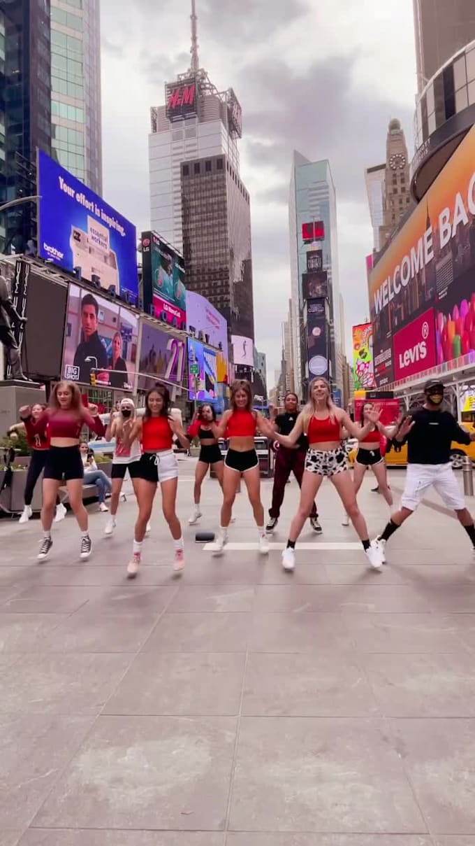 do a customized shuffle dance video for your music