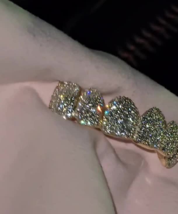 high end icedout custom grillz jewelry cad manufacturing