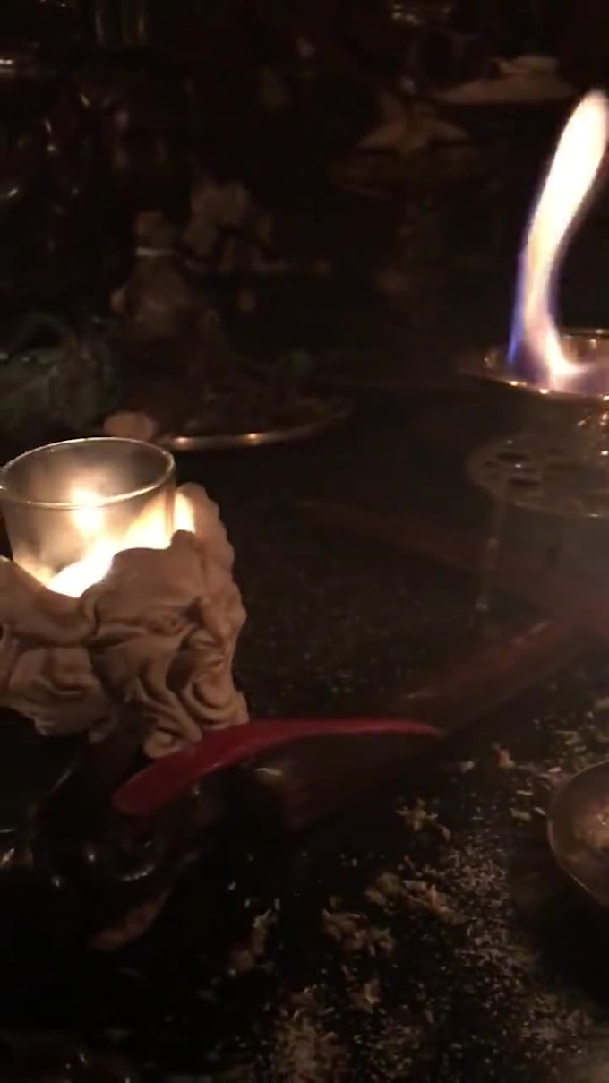 cast an extremely powerful love spell