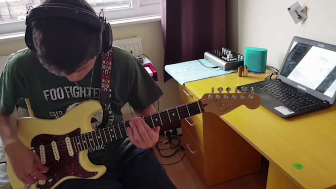 record lead guitar solo, slide, acoustic, in a melodic way