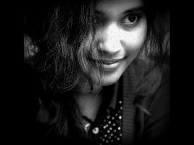 do voiceover, greet, sing in female indian accent