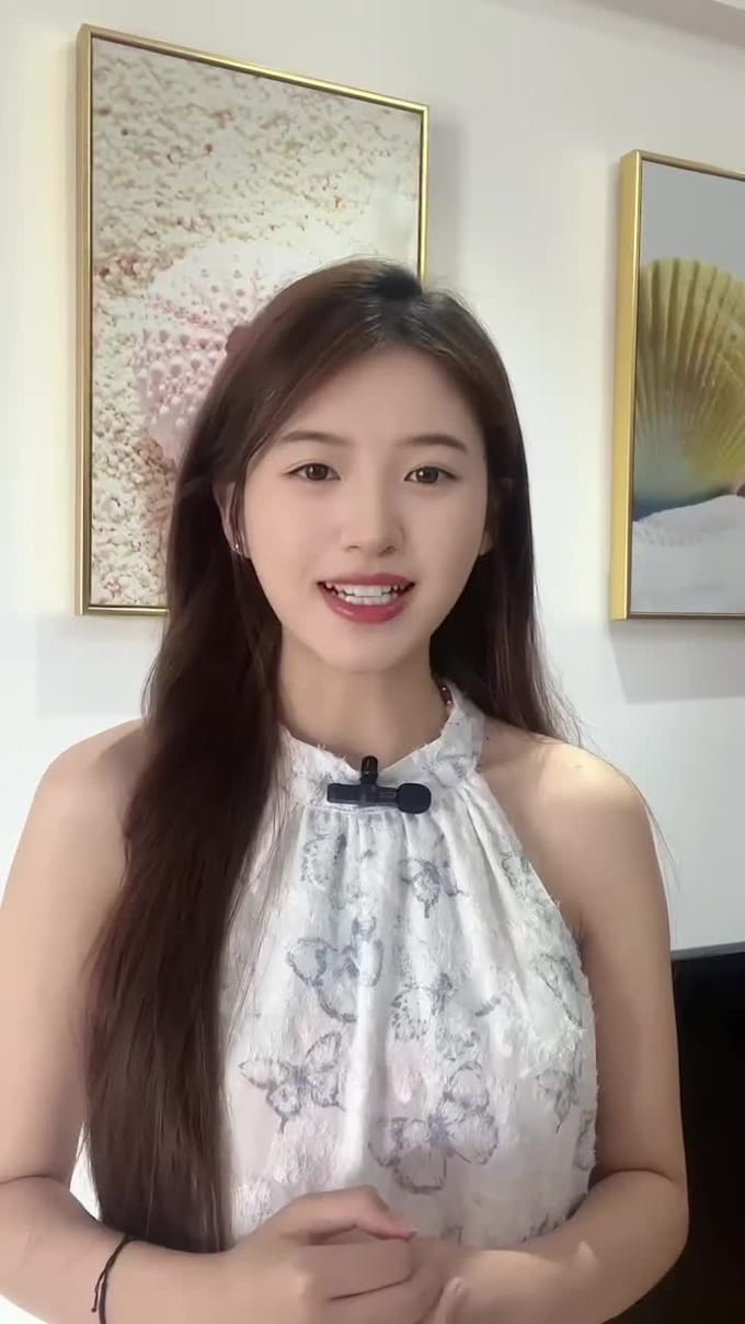 be your green screen female spokesperson