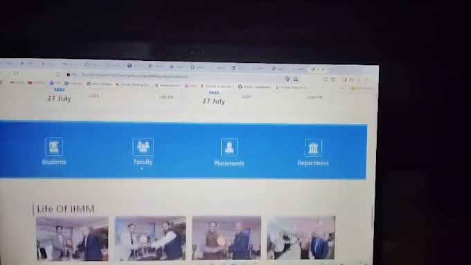 design a modern responsive college website