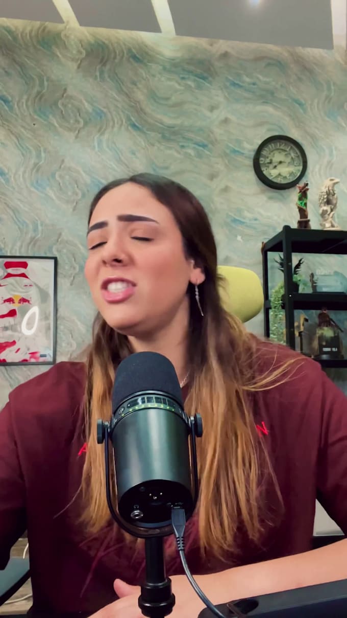 be your female professional singer in arabic or english or french
