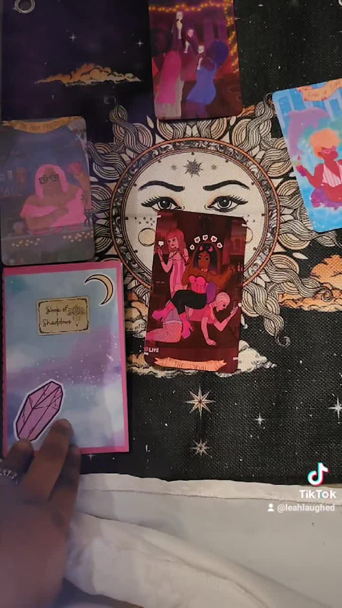 give you a detailed tarot reading with three cards