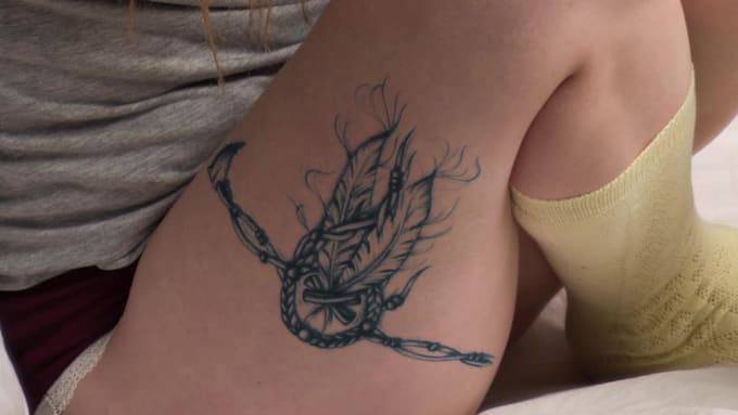 apply a realistic tattoo on your body
