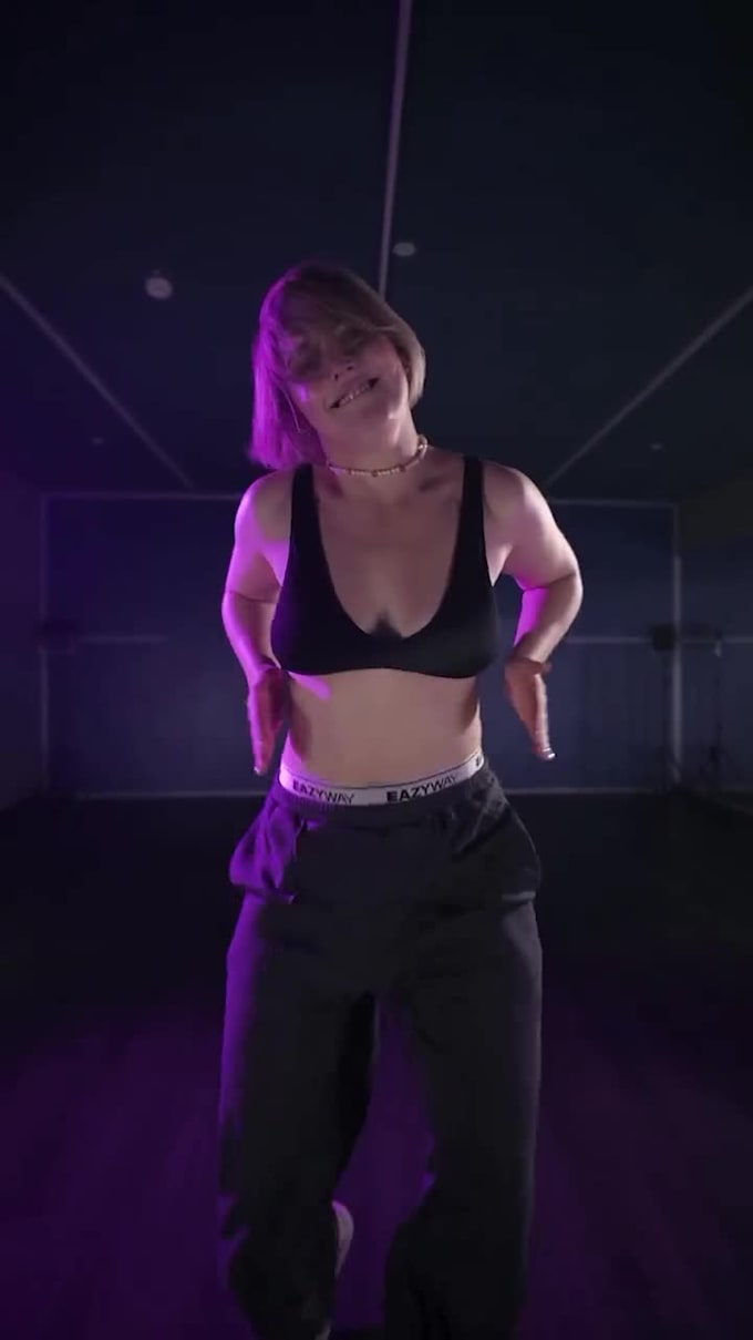 do shuffle dance, group dance, hip hop dance, afro dance, twerk, dancehall