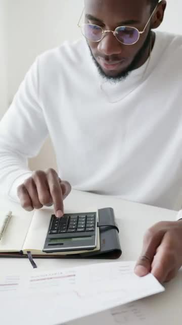 do accounting, finance, financial analysis report and excel project