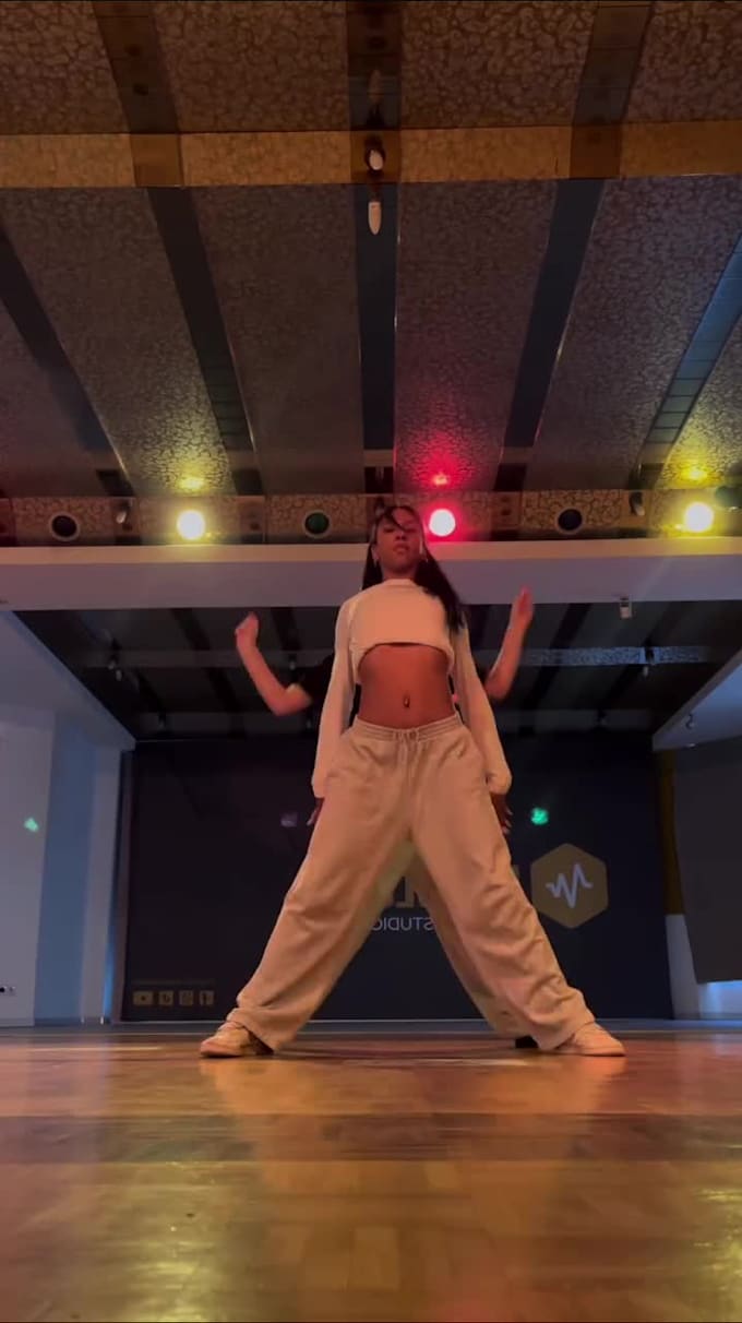 create hip pop dance, afro dance, viral tiktok dance video, custom choreography