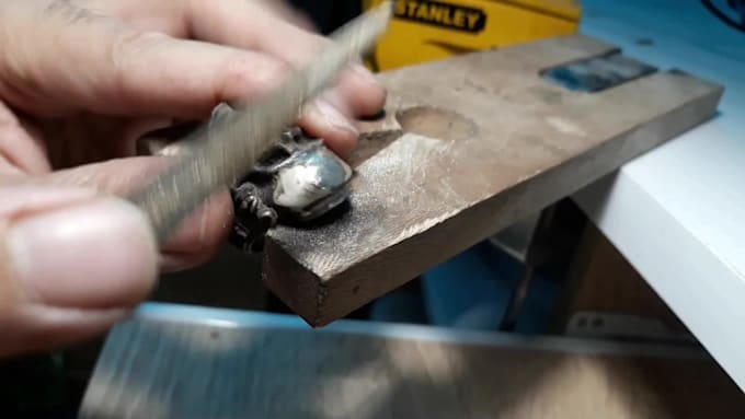 do your jewelry piece from beginning to the end