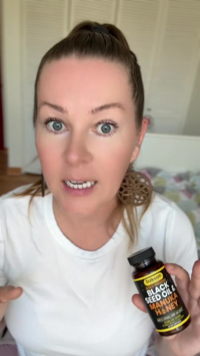 Ugc creator amazon influencer review, ugc content ,female over 40 ...