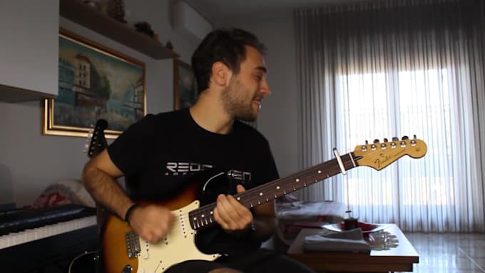 give you online guitar lessons