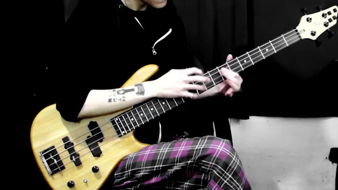 write and record bass guitar on your track