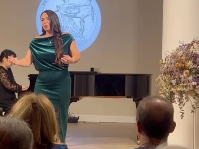 be your opera singer lyric soprano