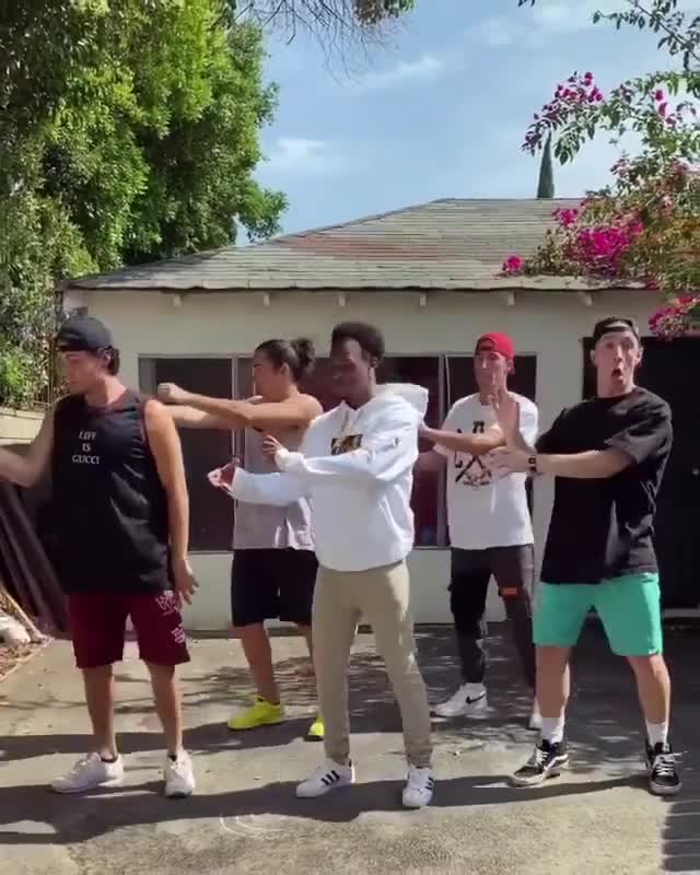 Create amazing group dance video, tik tok dance with my group of dancer