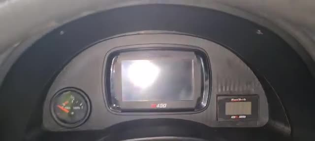 design dash mounts for digital displays