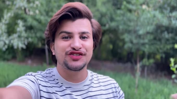 create natural ugc ads as a male ugc creator