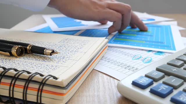 do bank reconciliaton and account classification