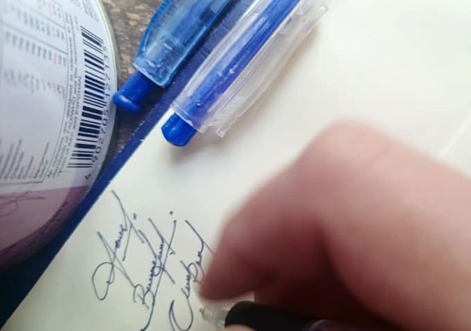 create handwritten personal signature, calligraphy