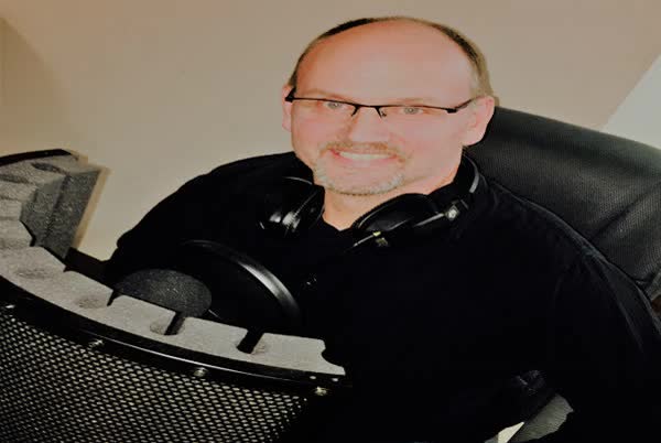 record a professional american male voice over narration