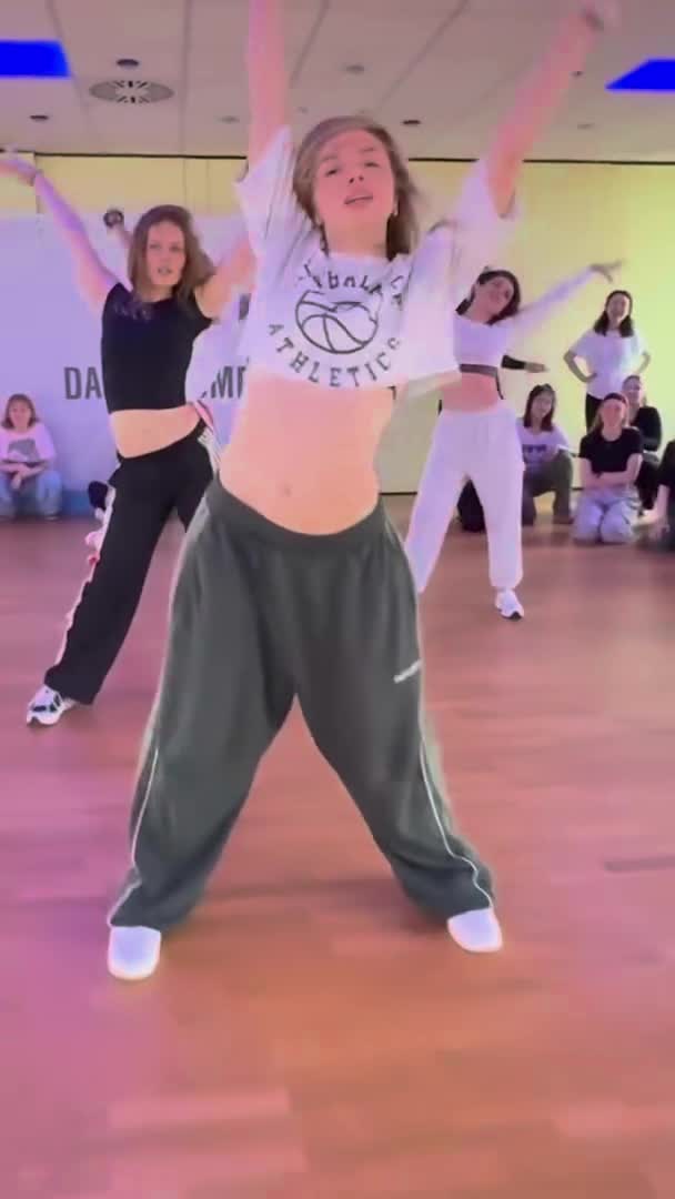 Create viral tiktok dance, twerk, and choreography videos to your song ...