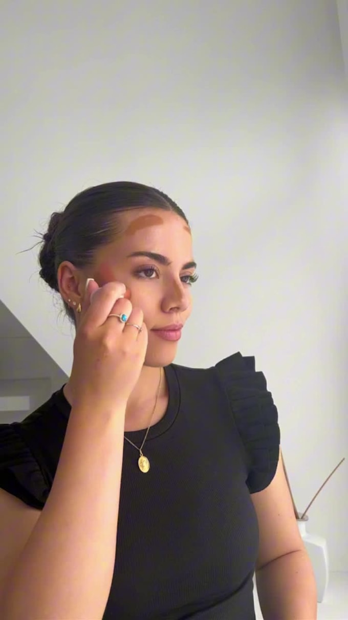 be your dutch ugc beauty creator