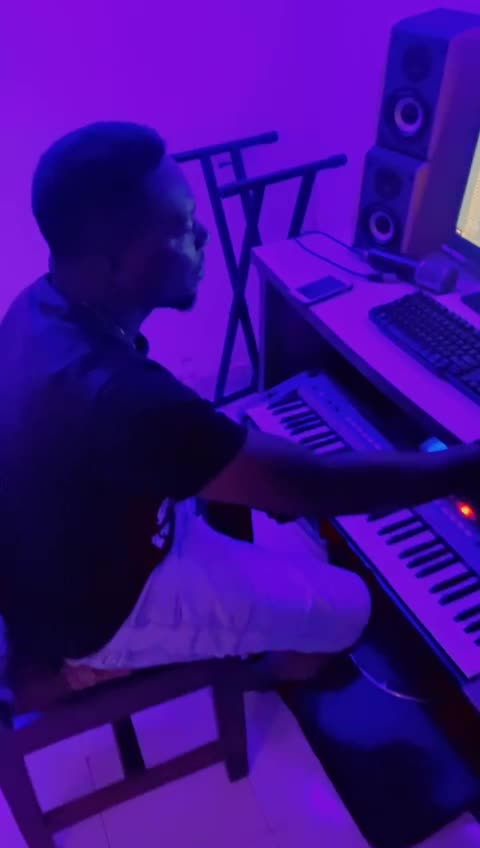 produce your custom amapiano, afrobeat, afropop beats