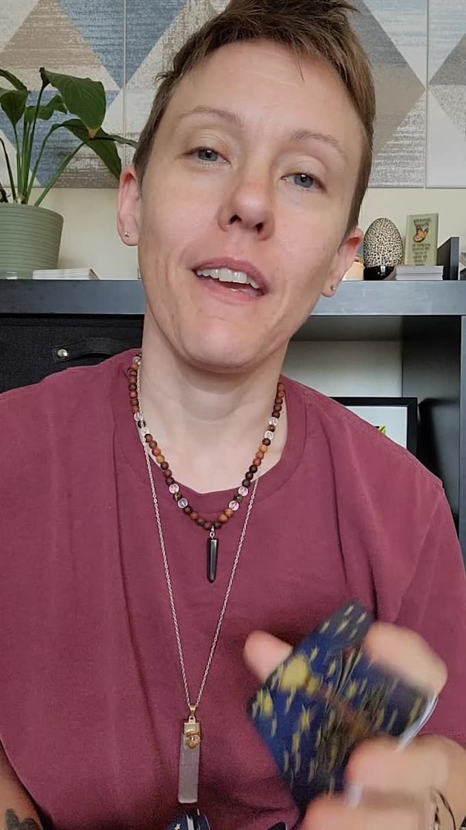 Provide you an energy reading with general advice by Healinglane Fiverr