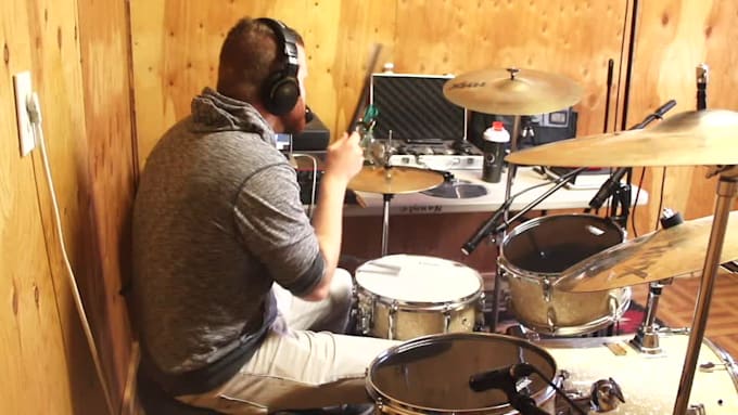 record brushes on drums