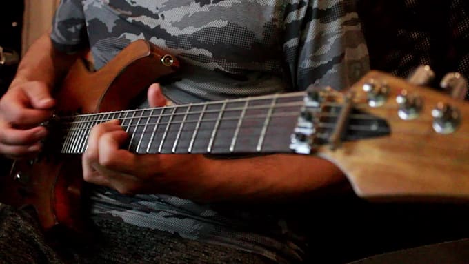 provide creative guitar techniques ideas to elevate
