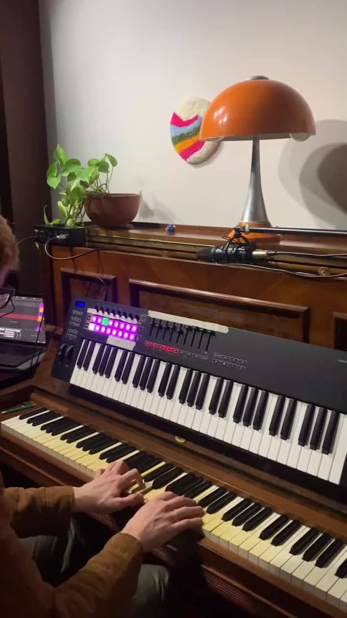 record acoustic piano or keyboards for your song in 24 hs