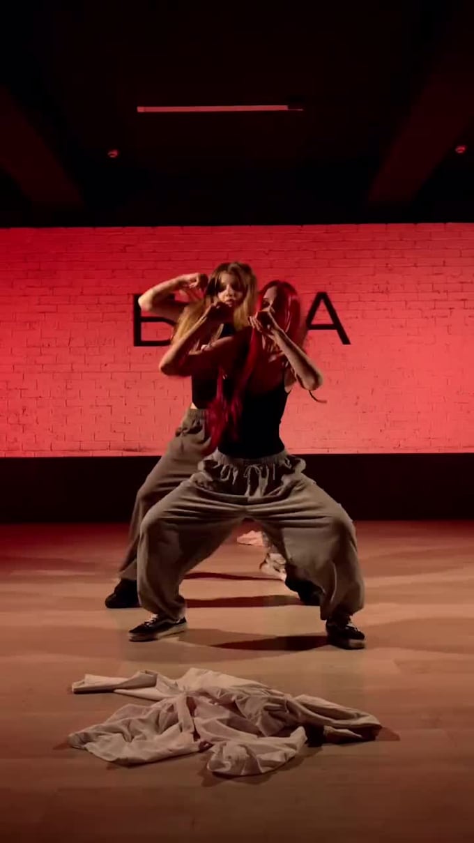 do shuffle dance, trending afrobeat, dancehall to songs