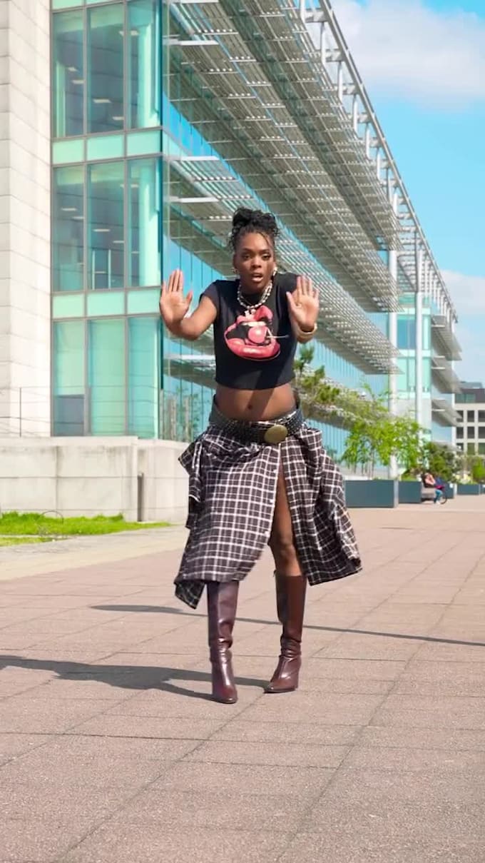 create and teach a powerful afro dance choreography